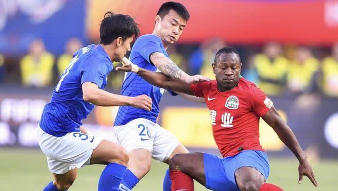 法甲今夜再迎强敌，上海申花官宣签约，主帅态度：管理层满意，细节决定成败的简单介绍